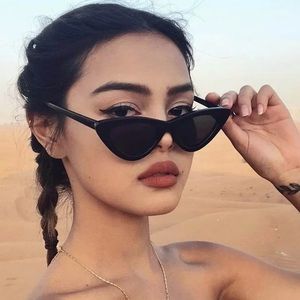 Retro cat eye black fashion sunglasses
